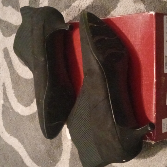 Elanni Style - Picture 2 of 4